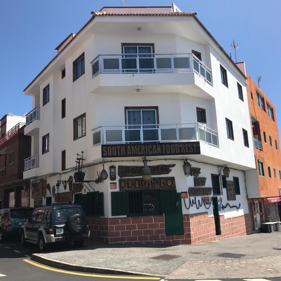 Pensión Alcalá Exterior foto